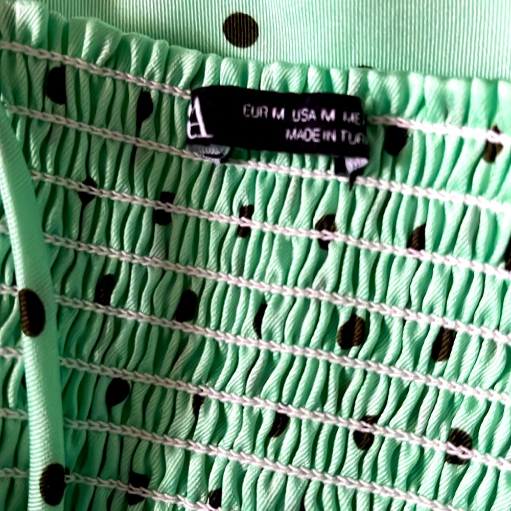 Zara NWOT Polka Dot Mint Green Smocked Tie Crop Top M - Picture 8 of 9